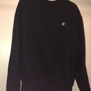 Champion Pull Over Sweater